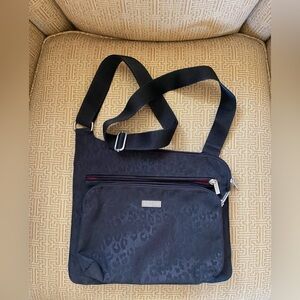 BAGGALLINI crossbody bag. Black